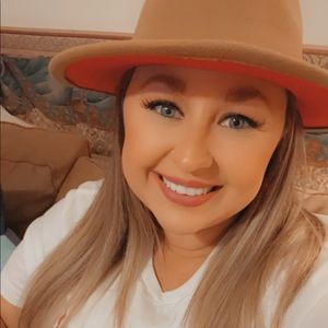 Meet your Posher, Sydney
